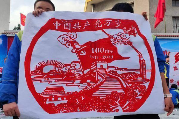 微信朋友圈怎么发布笔记游戏画面