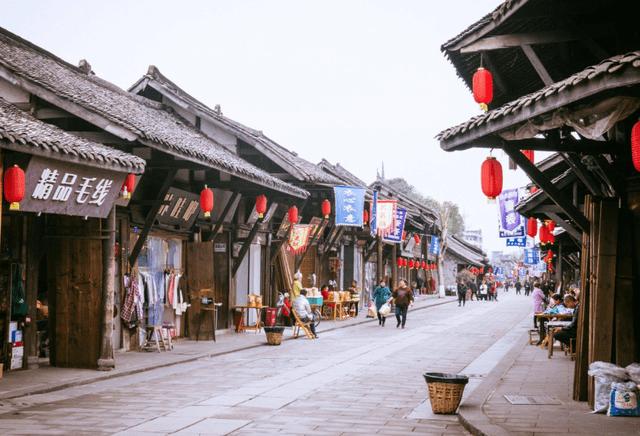 东晴西暗不等吃饭的反义词?-有问必答平台,专注解答用户问题